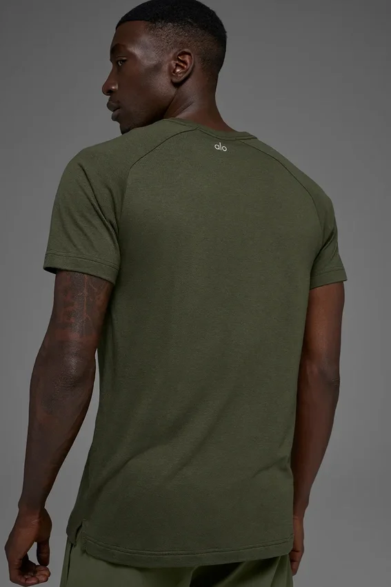 Triumph Raglan-T-skjorte – olivengrønn
