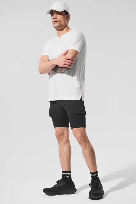 Triumph T-skjorte med rund hals | Yoga-T-skjorter og Singleter for menn