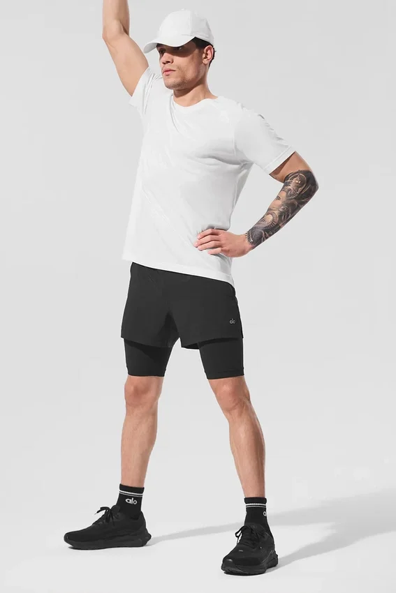 Triumph T-skjorte med rund hals | Yoga-T-skjorter og Singleter for menn