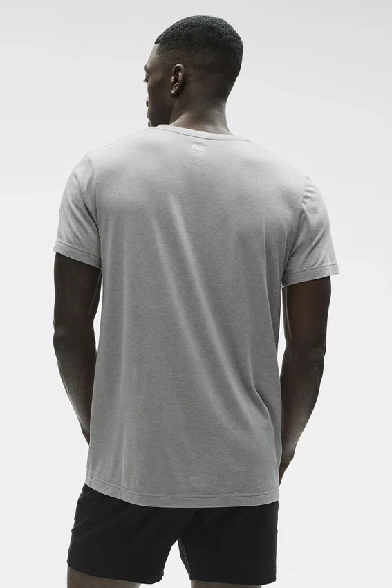 Triumph Tee – Athletic Heather Grey