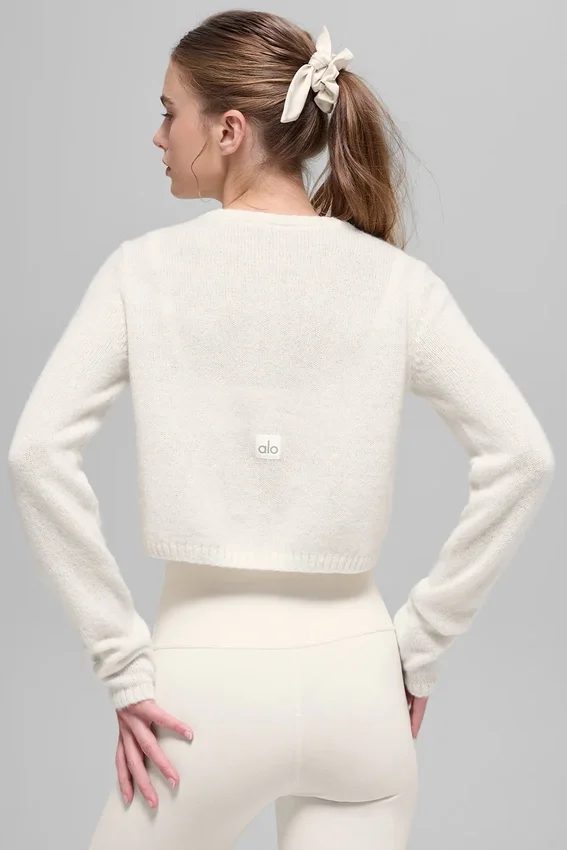 Ull- og kashmir-cardigan i New Class-serien – kort modell – elfenben