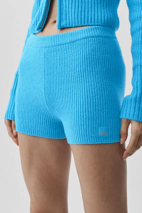 Ull- og kashmirbukse med ribbestrikk – Noble Shorts – azurblå