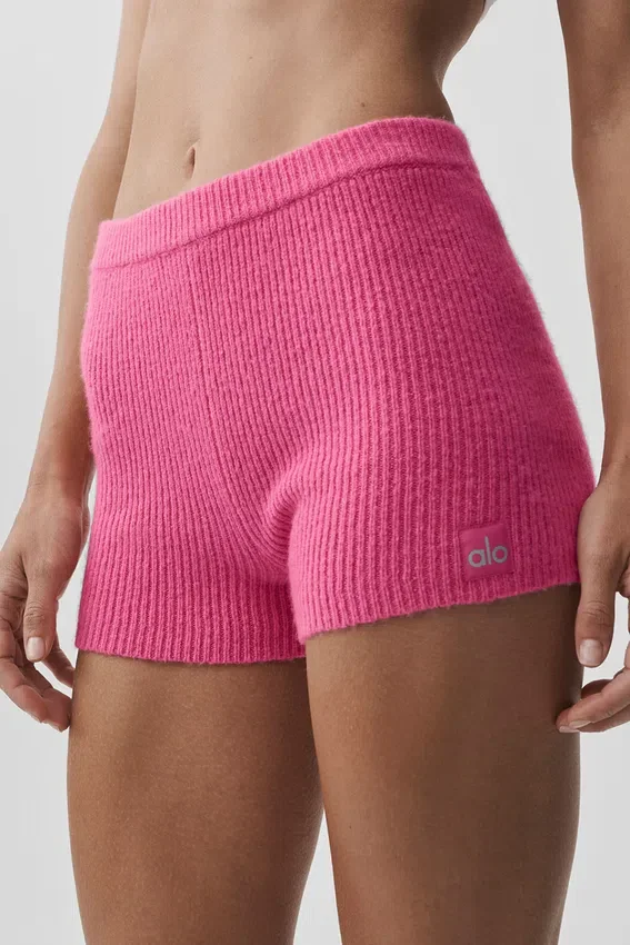 Ull- og kashmirbukse med ribbestrikk – «Noble Shorts» – paradisrosa