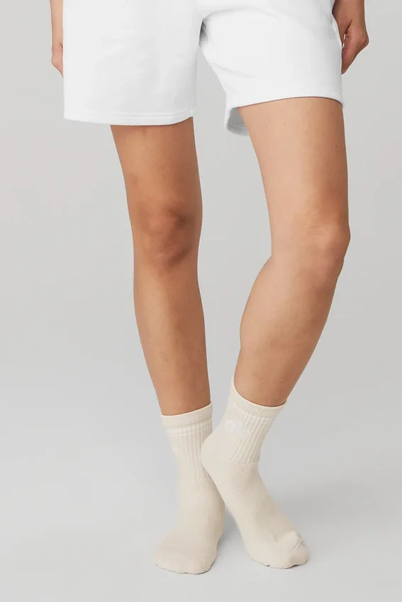 Unisex halvhøye Throwback-sokker – benhvit/hvit