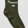Unisex halvhøye Throwback-sokker – grønn oliven/hvit