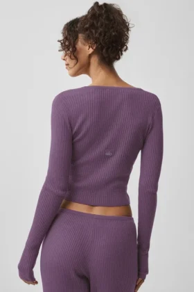 Unwind-strikkegenser langermet – Plum Kiss