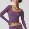 Unwind-strikkegenser langermet – Plum Kiss