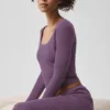 Unwind-strikkegenser langermet – Plum Kiss