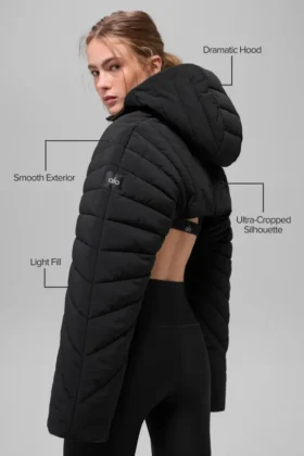 Vattert Starlight Puffer Shrug – svart