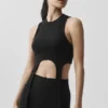 Velvære Rib Flaunt Tank – Svart
