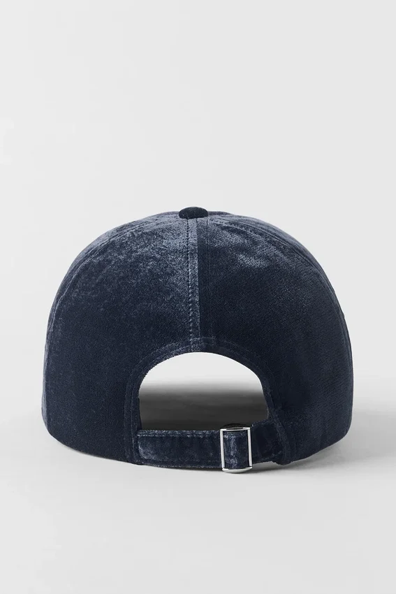 Velvet Off-Duty Cap – marineblå