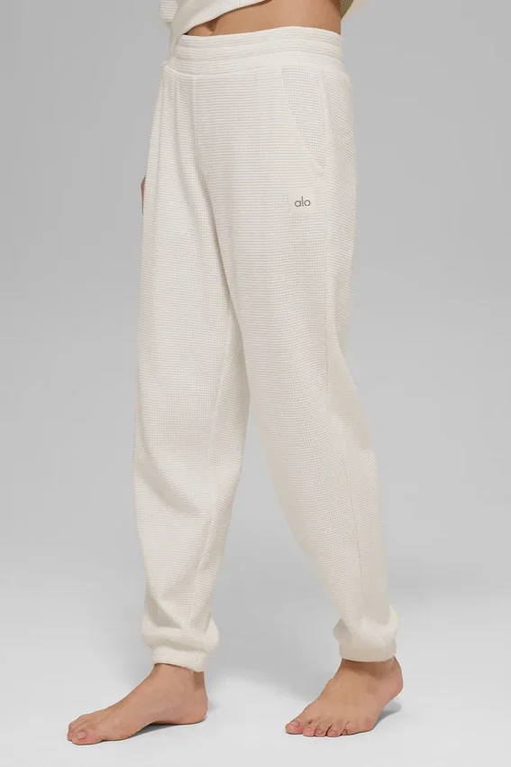 Waffle Weekend Escape Jogger – Ivory