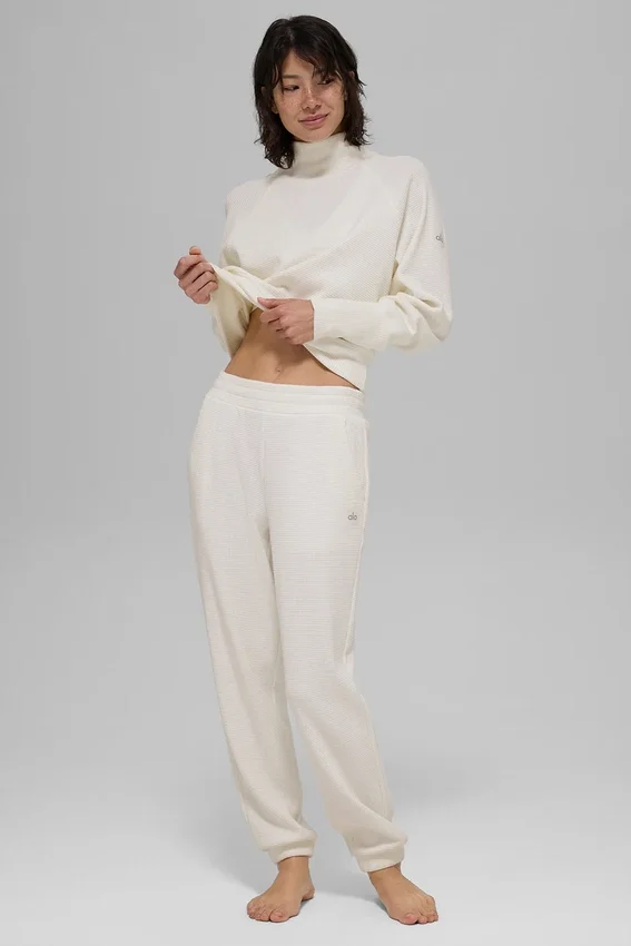 Waffle Weekend Escape Jogger – Ivory
